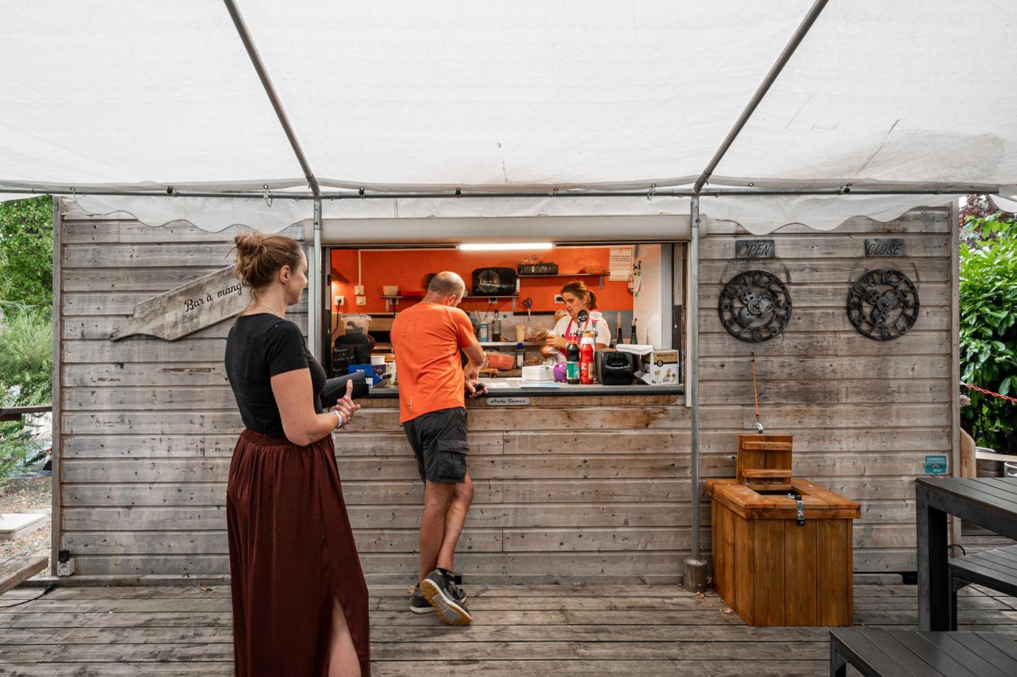 Camping De Saverne Bagian luar foto